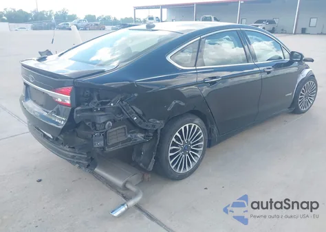 2018 Ford Fusion Hybrid Titanium из США, поврежденный, VIN 3FA6P0RU4JR280802